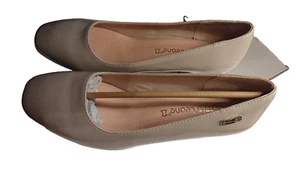 Schuhe Hackenschuhe Größe 37 gelackt Biege Ausgehschuhe Haken Schuhe Laufschuhe - Bild 1 von 3