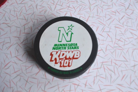 Minnesota North Stars puck KDWB butterfinger & baby ruth, Viceroy Canada Cover