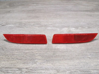 🥇10-15 LEXUS IS350 IS250 CONVERTIBLE JUEGO DE 2 PARACHOQUES TRASERO LUZ MARCADORA LATERAL OEM Foto 1 de 4