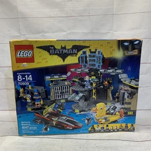 Lego Batman Movie 70909 Batcave Einbruch Brandneu Karton Regal Gebrauchsspuren - Bild 1 von 10