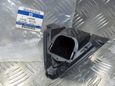 Original Vauxhall Opel Calibra Frontal V Parrilla insignia logotipo portador 1995 a 1997 Nuevo de Lote Antiguo Foto 1 de 4