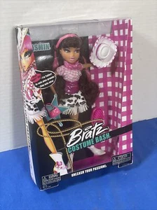 New In Box Bratz COSTUME BASH YASMIN Cowgirl Rodeo Doll - Picture 1 of 6