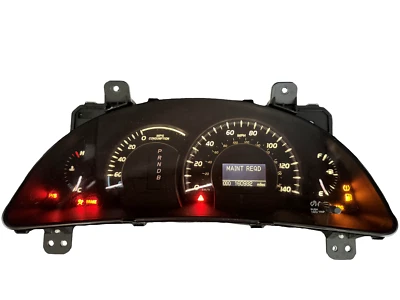 * Cuadro de instrumentos velocímetro Toyota Camry 2007 4 cilindros 160.932 millas híbrido Foto 1 de 3