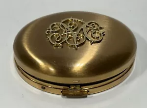 GERMAINE MONTEIL VINTAGE SUPERGLOW SOLID SATIN POWDER GOLD COMPACT Sheer 70a - Picture 1 of 7