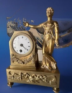 ANTIQUE FRENCH ORMOLU BRONZE MINIATURE CLOCK FOR PARTS OR REPAIR - Picture 1 of 14