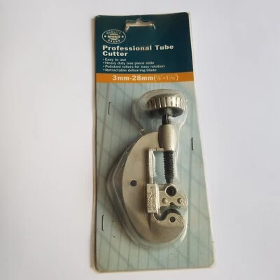 Tube Cutter Tool Professional plumbing pipe work 3-28mm TC1 Wilkinson Wilko - Image 1 of 4