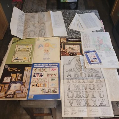 Precious Moments Cross Stitch Book Alphabet PM-25 Gloria & Pat + More Lot - Image 1 of 4