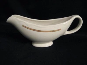 HOMER LAUGHLIN BEST CHINA RESTAURANT WARE FOOTED GRAVY / SAUCE BOAT - Picture 1 of 1