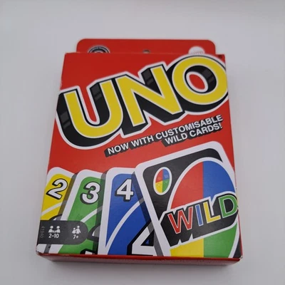 UNO Classic card game for Family 2+ - Image 1 of 4
