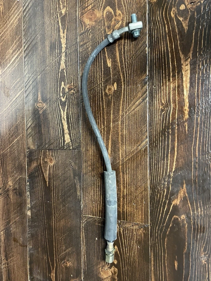 Tubo pinza freno delantero izquierdo Chevrolet Corvette 6.2L LT1 455HP C7 2014 A045302 Foto 1 de 2