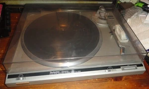 Technics SL-Q200 Direct Drive Automatic Turntable System Working AUDIO TECHNICA - Bild 1 von 5