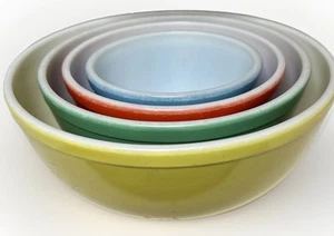 VTG Lot (4) Set PYREX Primary Colors Nesting Mixing Bowls 401, 402, 403 & 404 - Picture 1 of 20