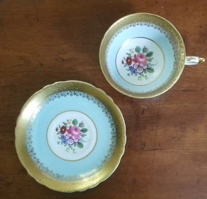Vtg Paragon Teacup And Saucer Heavy Gold Floral Warranted By The Queen - Picture 1 of 14
