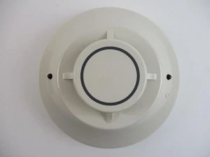 System Sensor 5151 Rate-Of-Rise Heat Detector (Without base) - Picture 1 of 6