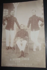 FOTO REAL DE LA PRIMERA GUERRA MUNDIAL postal manga 3 soldados chevrones pantalones blancos túnicas oscuras - Imagen 1 de 1