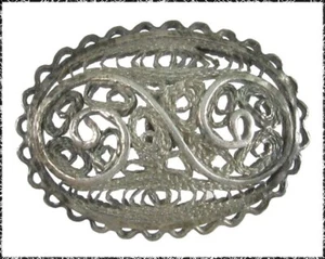Vintage oval silber filigraner Knopf, gerahmter Rand - Bild 1 von 2