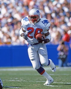 New England Patriots CURTIS MARTIN Glossy 8x10 Photo Print Poster HOF 2012 - Picture 1 of 1