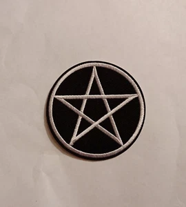 Pentagram Embroidered Iron On (or sew on) Patch - FREE SHIPPING!!! - Picture 1 of 3