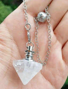 5 pezzi pietra quarzo roccia pendolo magico pendente energia potere Reiki guarigione amuleto - Foto 1 di 1