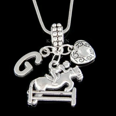 Personalizzati Cuore Equestre Cavallo Rider Fantino Racer Derby Collana Nuova - Immagine 1 di 4