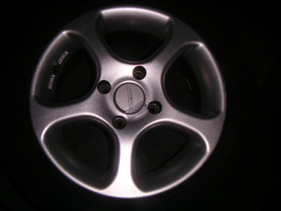 ALURAEDER VOLVO V40 - Bild 1 von 4