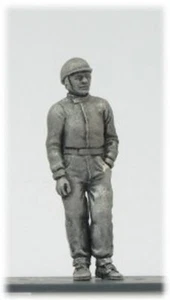 PILOTA (NON DIPINTO) ANNI 40/50 col CASCO, IN PIEDI, MANO IN TASCA DENIZEN RD121 - Imagen 1 de 1