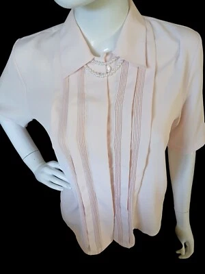 Blusa plisada manga corta con botones para mujer Christie & Jill talla 4P rosa claro Foto 1 de 4