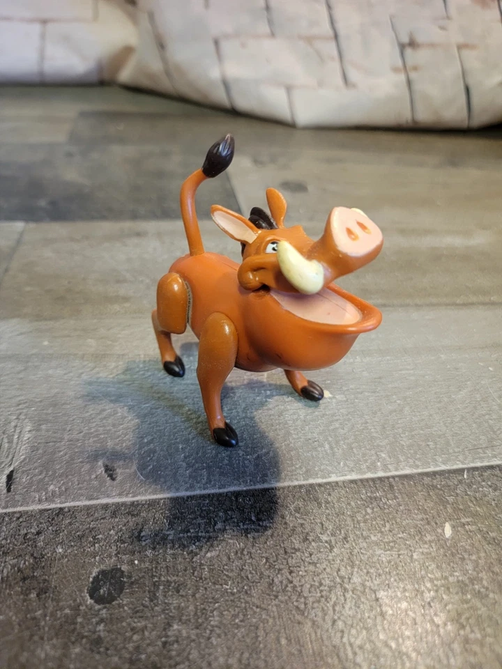 Figura de juguete Rey León Pumba Disney Foto 1 de 4