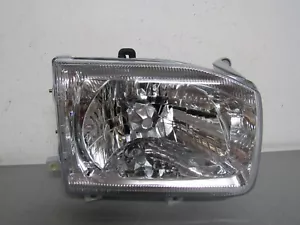 1998 2004 NISSAN PATHFINDER RIGHT SIDE HEADLIGHT - Picture 1 of 7