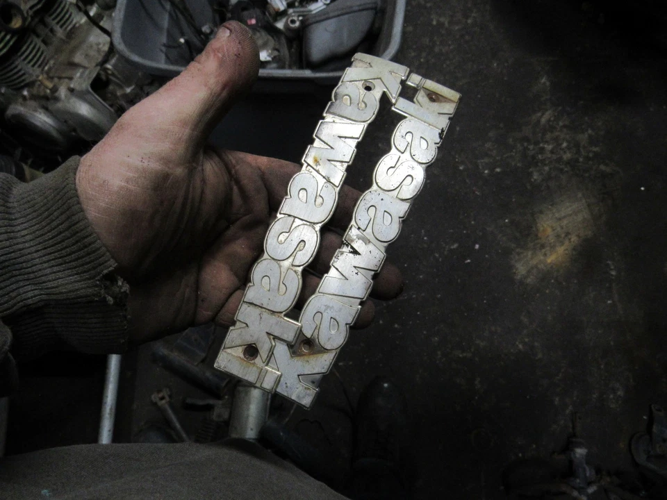 1982 kawasaki kz750 n spectre gas tank emblems - Image 1 of 1