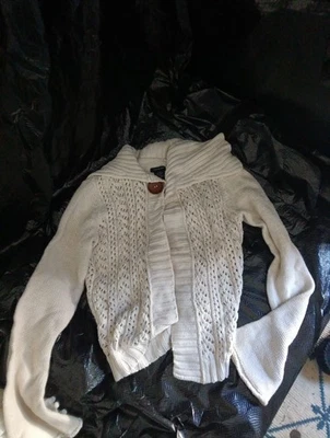 Suéter para mujer Calvin Klein talla pequeña Foto 1 de 4