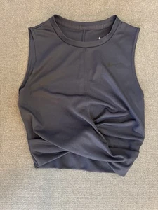 Girl’s XS Nike Dri Fit Top Twist Front - Picture 1 of 3