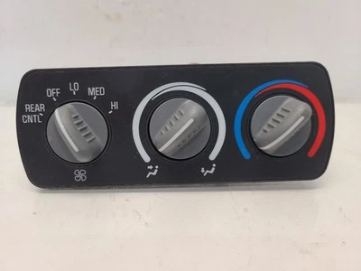 1995-99 GMC Suburban 1500 Front Roof Mounted Temperature Control W/ AC  - Image 1 of 4