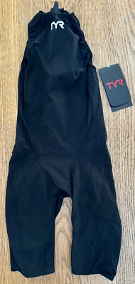 Traje de Baño TYR Para Hombre 26L Negro Trazador Ligero Corto John Cremallera Trasera Hecho en EE. UU. Nuevo Foto 1 de 4