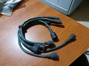 GIACENZA DI MAGAZZINO SERIE CAVI CANDELE CAVIS PER FIAT 128 - Foto 1 di 1