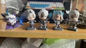 New Official League of Legends EDG Champion Set 5 MIni Statue Pvc Figures Toys - Picture 1 of 7