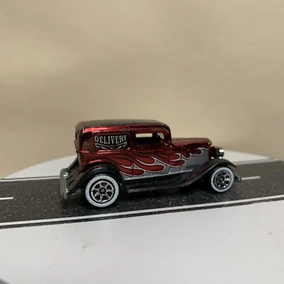 Ford Delivery rojo Spectraflame Hot Wheels Classics Serie 3 #12 ’32 con WW-7sp  Foto 1 de 4