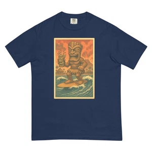 Camiseta Surfing Tiki Estatua Estilo Kaiju - Colección Monster Surf Sesh - Imagen 1 de 19