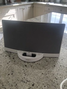 Bose Sound Dock - Picture 1 of 5