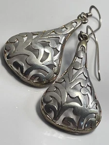 Vintage sterling silver '925' oval leaf filigree droplet dangly earrings 5.56g - Picture 1 of 18