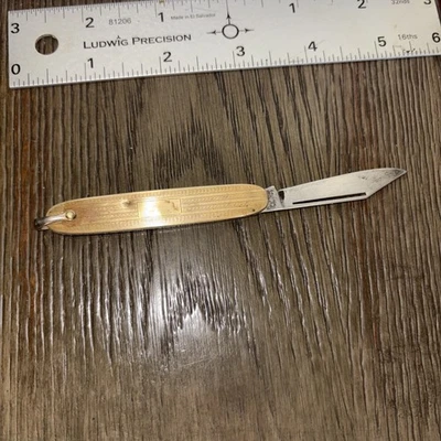 Navaja de Bolsillo Vintage Colonial Knife Providence Rhode Island EE. UU. Chapada en Oro Foto 1 de 4