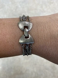 Goldette NY Lightning Bowtie Bracelet ~ 3 Strand Silvertone with clasp closure - Picture 1 of 11