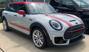 Touch Up Paint for MINI CLUBMAN with paint code A62, White Silver. 1 oz. - Picture 1 of 3