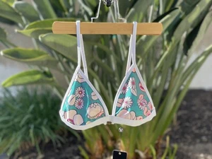 Wildfox Pink 🌺 Floral Reversible Bikini Swimsuit Adjustable Strap Top Small NWT - Picture 1 of 6