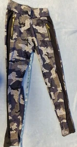 Women's Printed Camo Buttery Soft Leggings Size Small Med - Picture 1 of 5