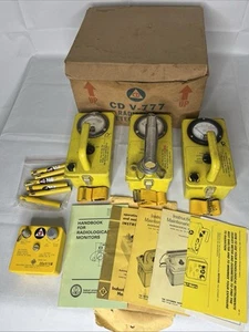 Civil Defense CD-V777 Radiation Detection Set Victoreen Bendix - Picture 1 of 8