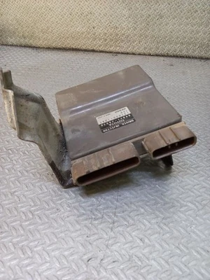 Toyota Previa (XR30, XR40) II 2002 Fuel injection pump control unit module - Immagine 1 di 2