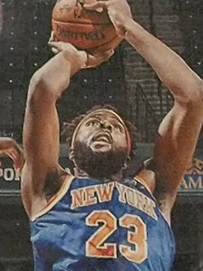 2021-22 Panini NBA Hoops - Blue #157 Mitchell Robinson #23 of The New York Nicks - Picture 1 of 3