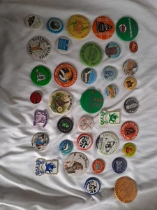37 INSIGNIAS - FABRICACIÓN VINTAGE Y MODERNA - EN SU MAYORÍA LUGARES EN EL REINO UNIDO - Imagen 1 de 4