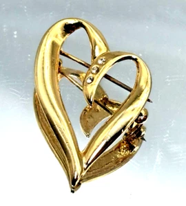 Vintage Brooch Gold Metal Heart Design Cubic Zirconia Crystal - Picture 1 of 10